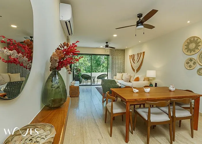 Luxury 1br - Rooftop Paradise With Pool & Jacuzzi Holiday home