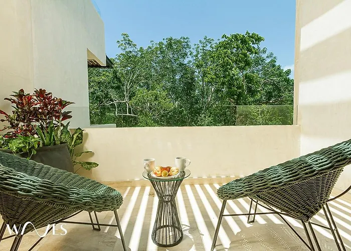 Holiday home Luxury 1br - Rooftop Paradise With Pool & Jacuzzi *